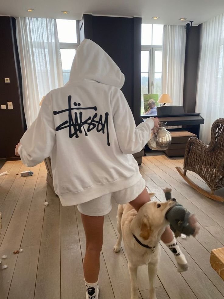 Style Your Stüssy Hoodie Like a Pro: Tips and Tricks